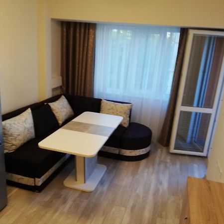 Апартамент За Гости Ниш 1 Veliko Tarnovo Kültér fotó