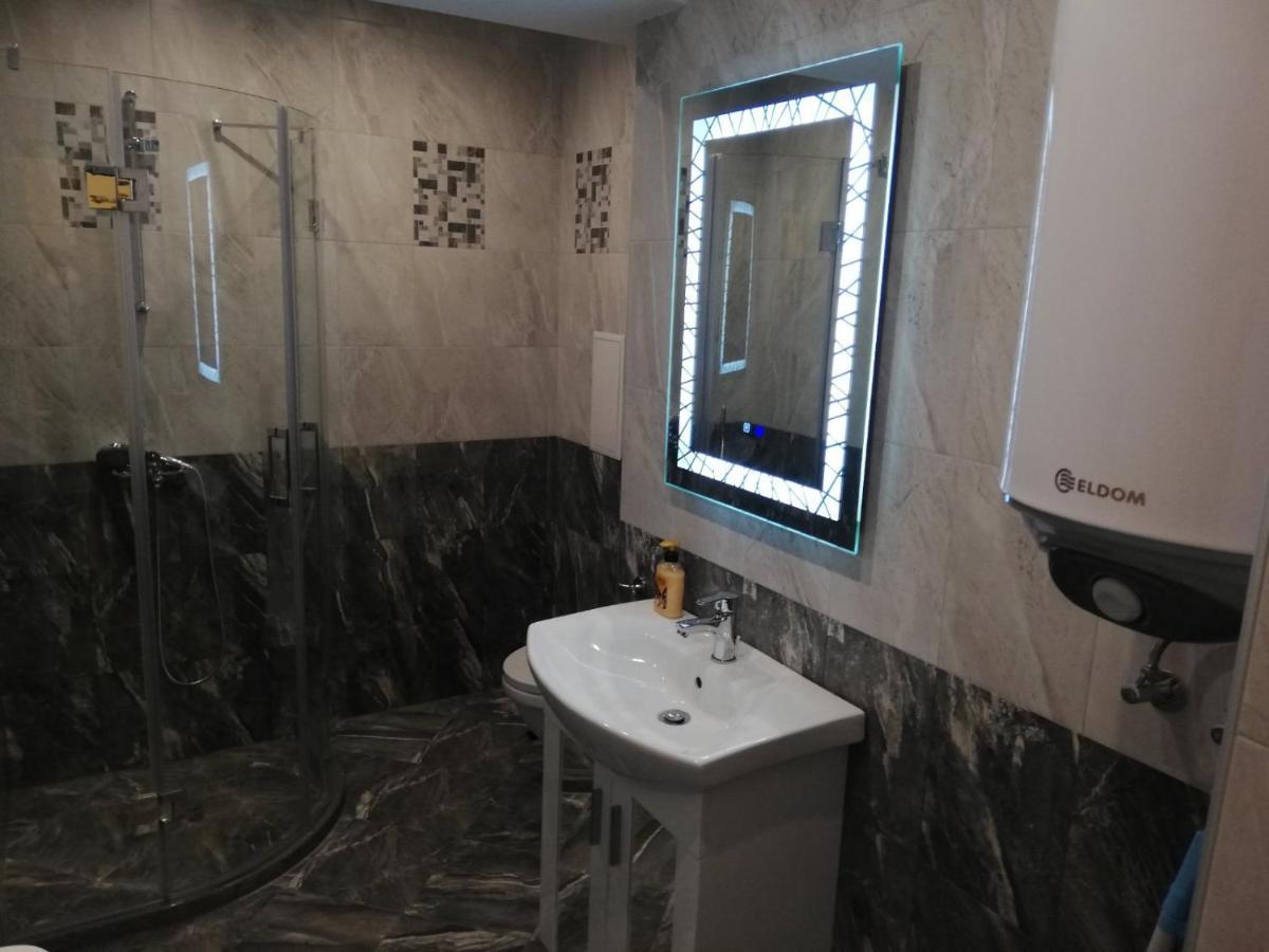 Апартамент За Гости Ниш 1 Veliko Tarnovo Kültér fotó